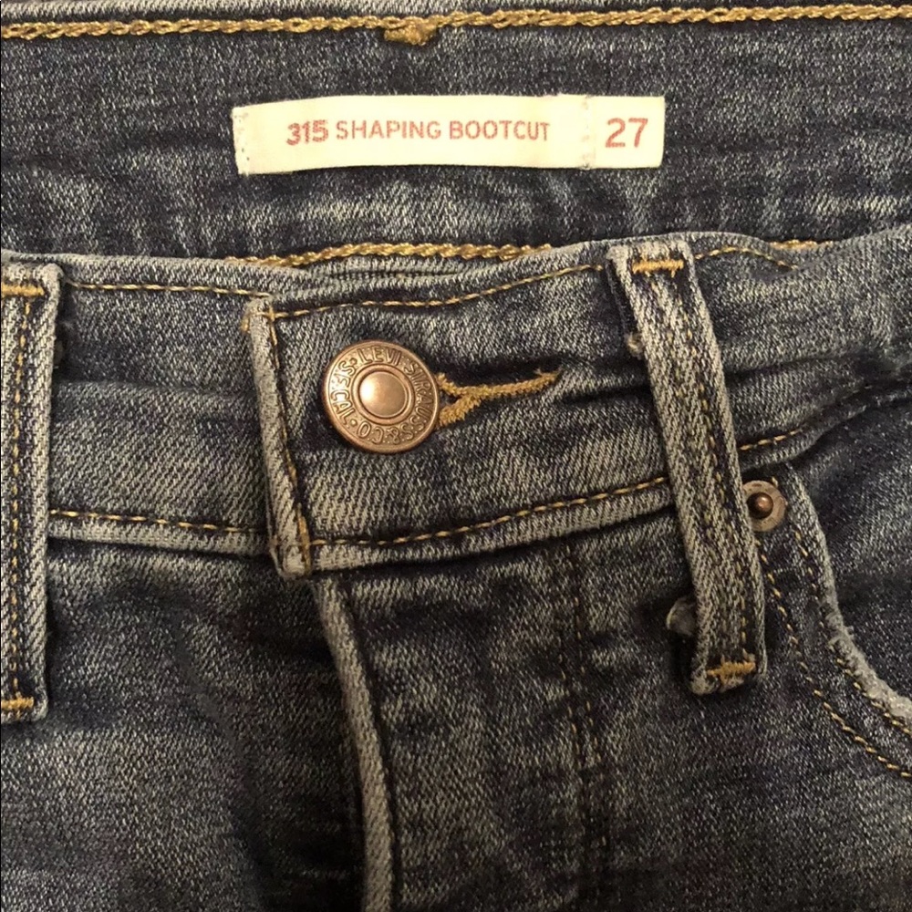 Levi’s 315 Shaping Bootcut Jeans